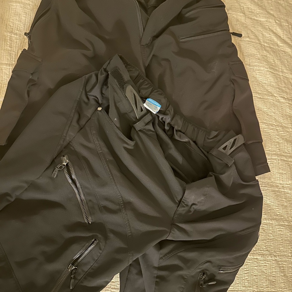 Black Cargo Pants with Zipper Pockets